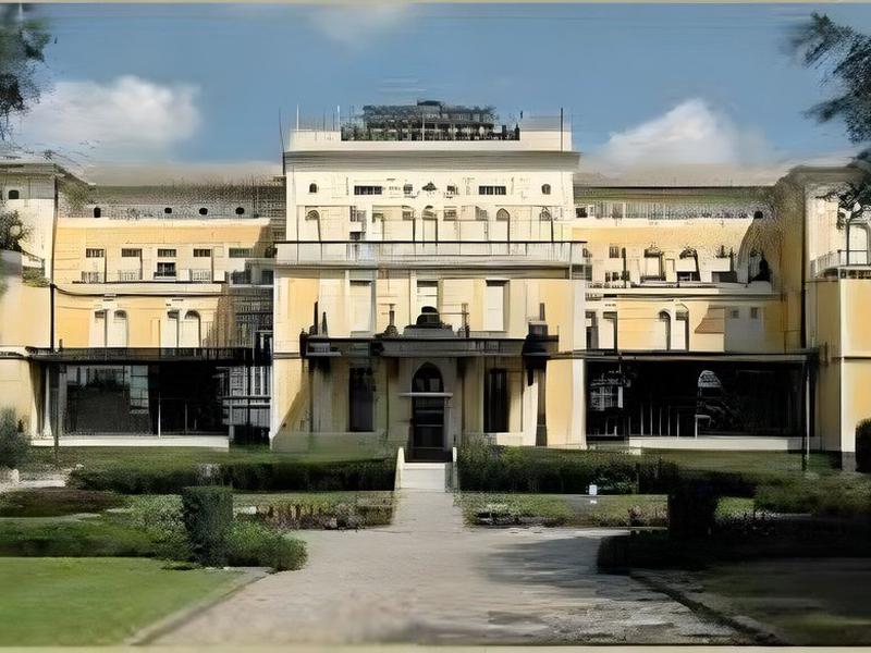 049A0CBE38063816C66C0E4990913136