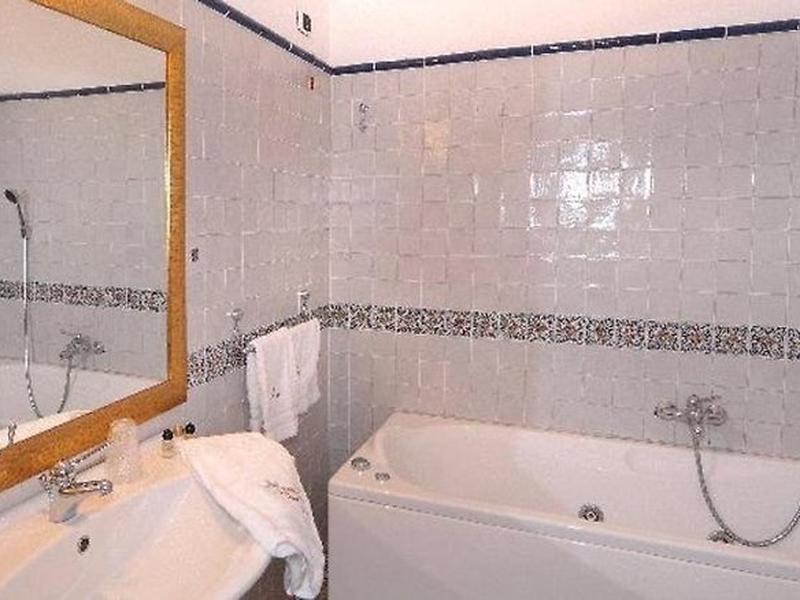 46DE41C89EF9C68288FD6BD9F99D6BEA