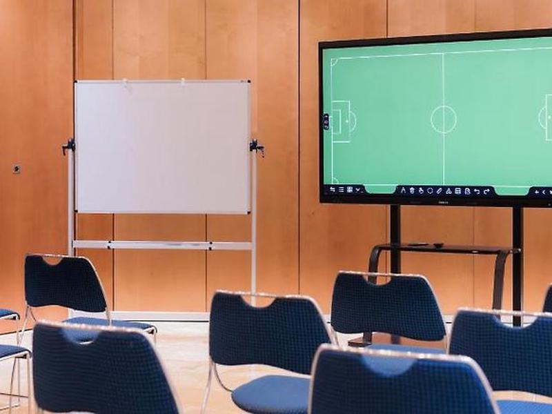 A758CC28A45665493518608EDC571B61