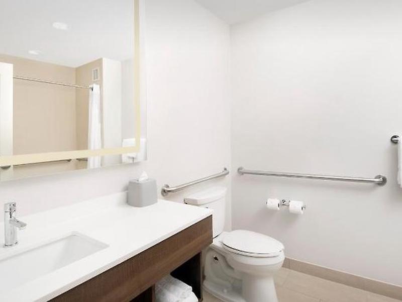 B537C00BAE5DE67EFDF87749E65D6297