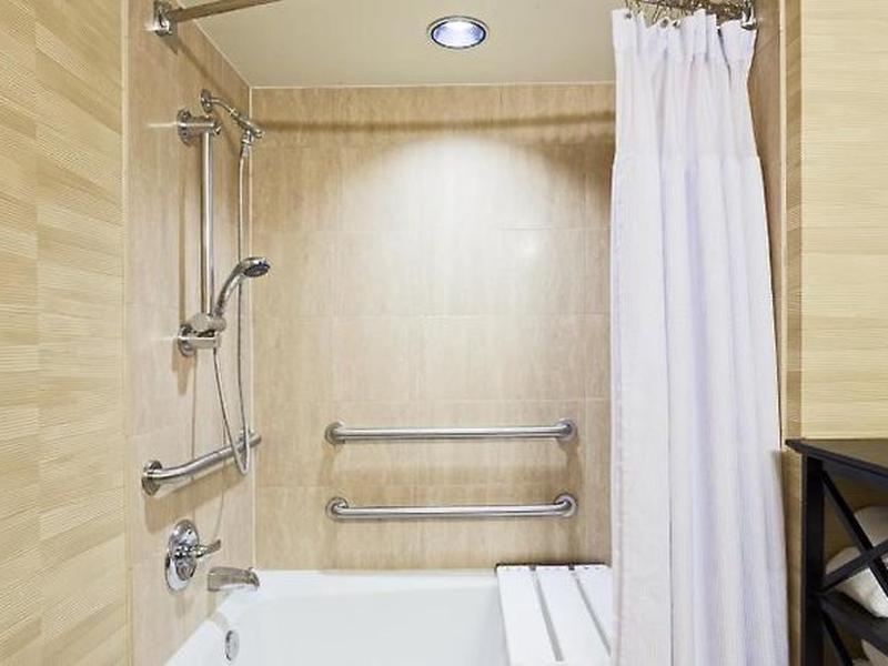 816CB1F482BBD4052DFC606C898D4EEA