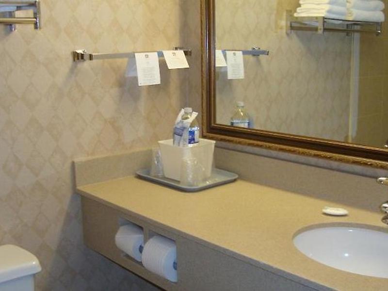 64562BA10CAAED9BDFCE8B64648246AB