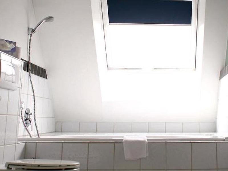 2F12634E4A5538B9F729773932C7C2D2