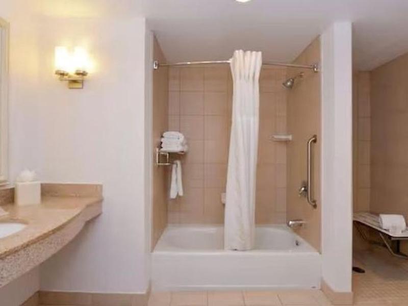 C4B24623A9CA16B862FC44E81C95889F