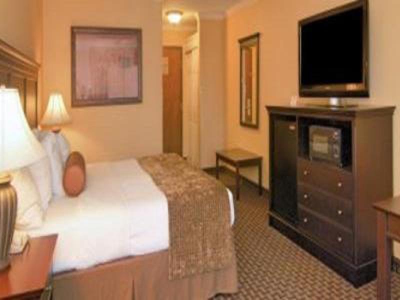 93B2EF51E92B63FDC2472ECBDB08F28B