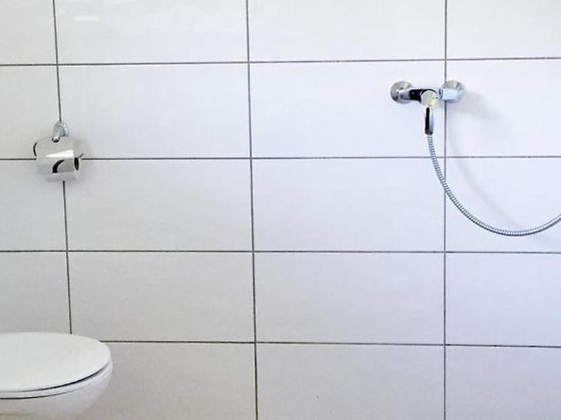 84F1C8842F670B1AB60A2B0F1845B205