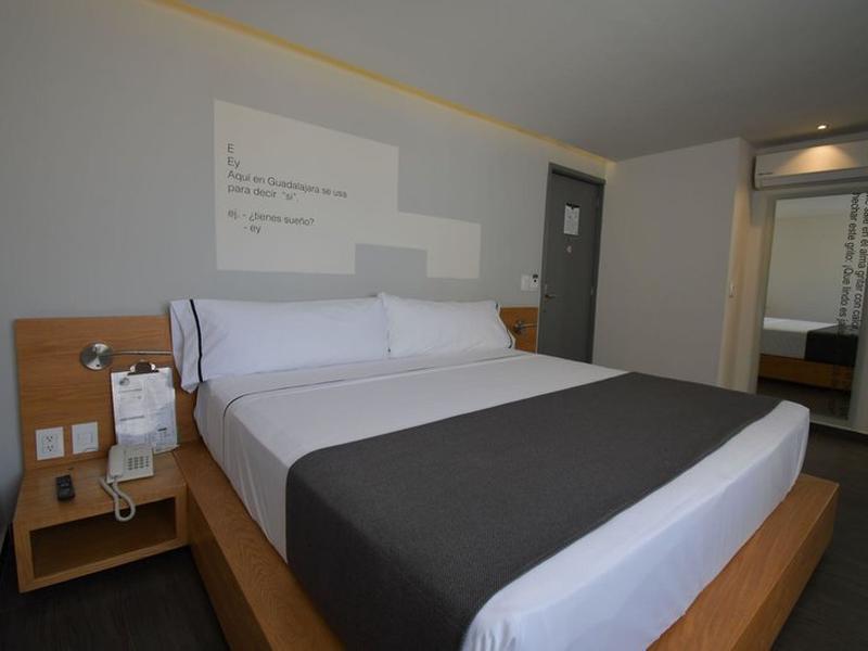 F6B6C2BF348496F1C1B39C46C40675CF