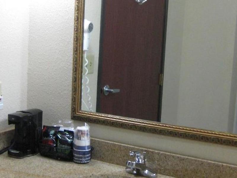 382C0C4321F0D5C5D9571ECDFF1CD303