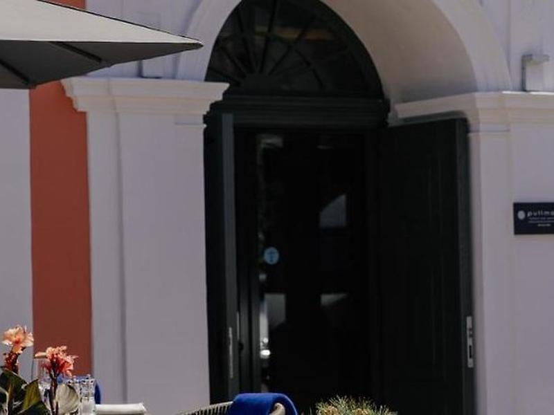 884EDFC25FB211165553E8E111DFF35D