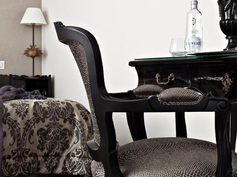 77E6C2A1576455DB3F81E37BF039F1A0