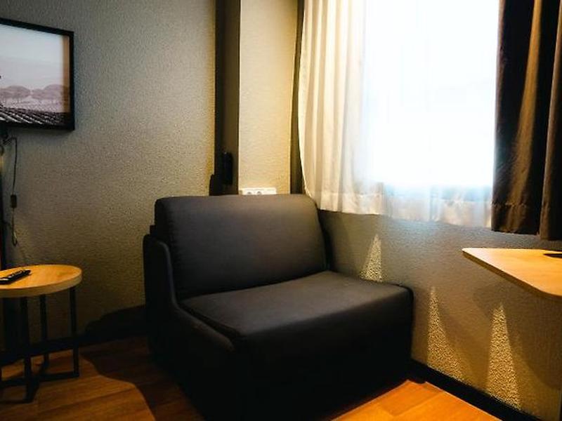 CC293B906C78AA28A157BF35F2E663F3