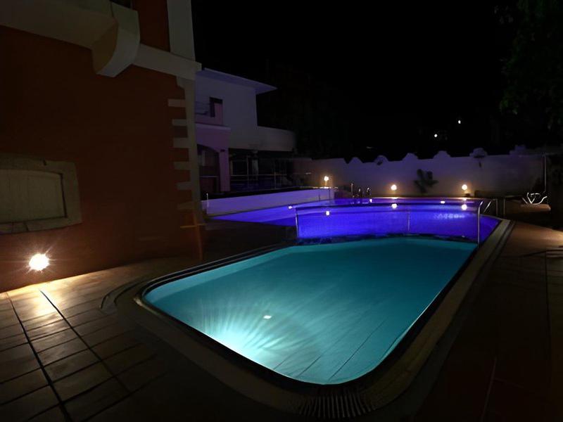 8B6995220A33849DEED124BE70349ECE