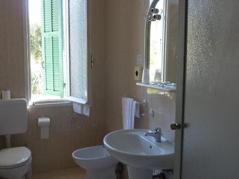 719CC8990EB2E83918C93DDA6B58898E