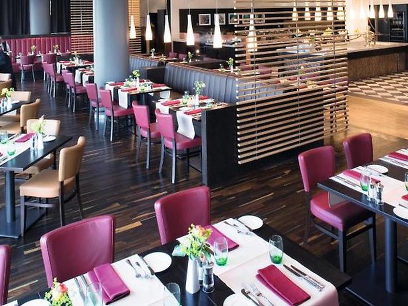 277E33CBBC9EC757ED726772B351956F