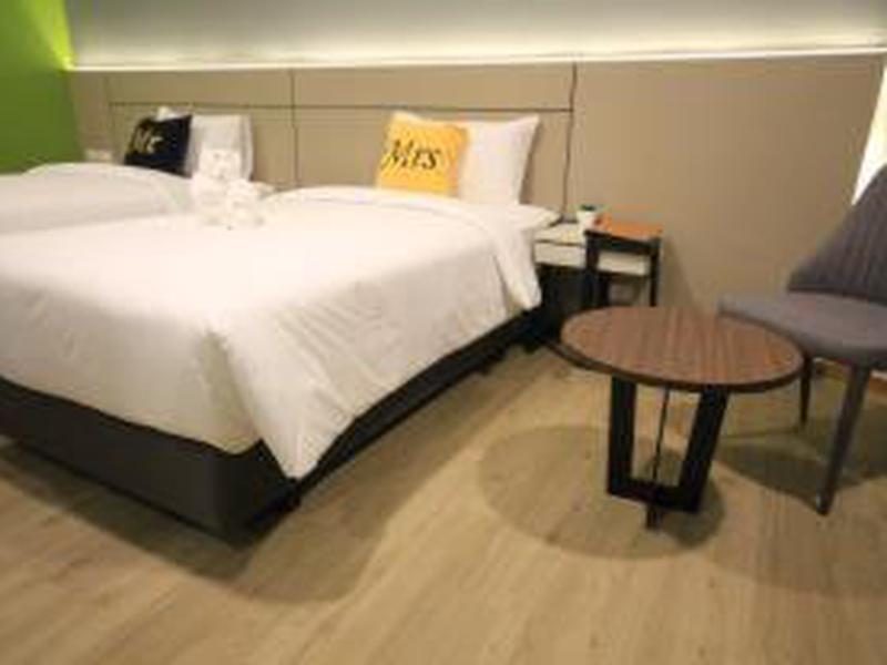 FDACB5558F3EE28F5D2869A94D2B06E0