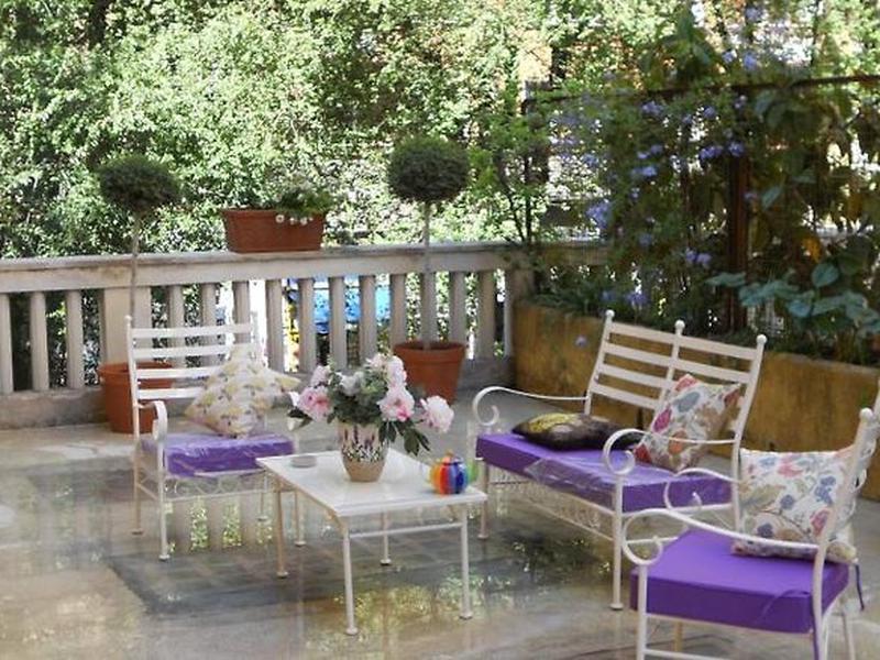 B29E79E6137D5A527645D4F539D72322