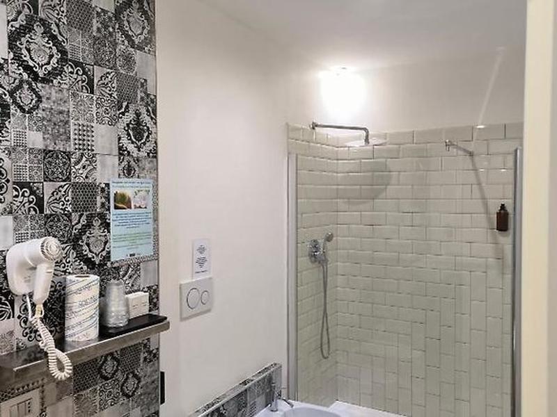 1270C966FEB46EF8E789AD5804542143