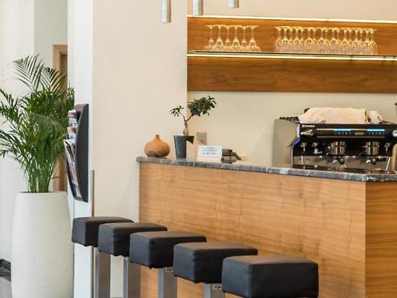 2C8D15B69C6048167ECB502A8F8C1D9E