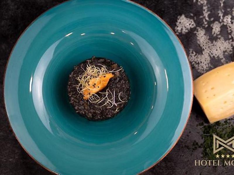 D6AAAD15ABA355E50AE53AC1FAE3FF8D