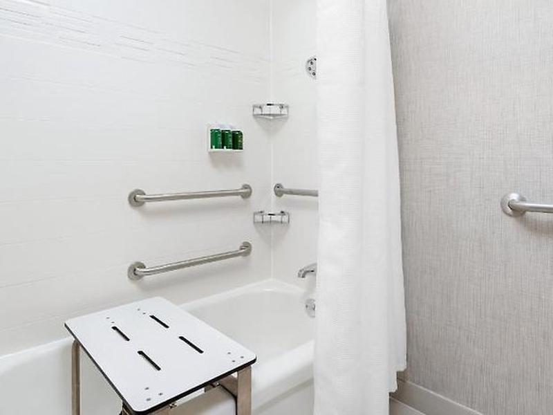 0775E05A8B08F6174304A86E37F20A7A