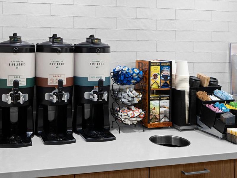 CE91ED1073AFF365894A4414E3EEE170