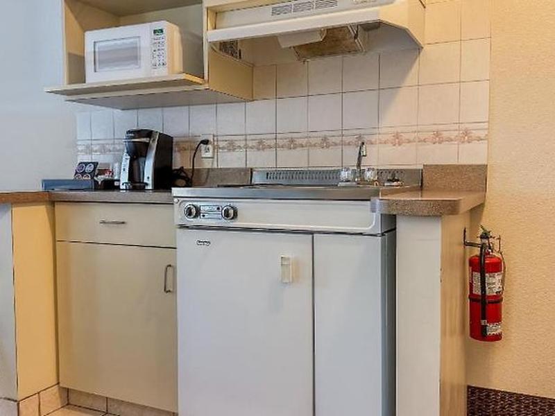 C52FC80270CCDF0883B7E3617E979A12