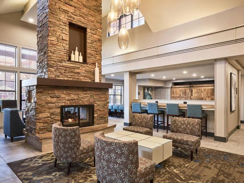 F51AF7CB17C1C87E42638321C9110BCF