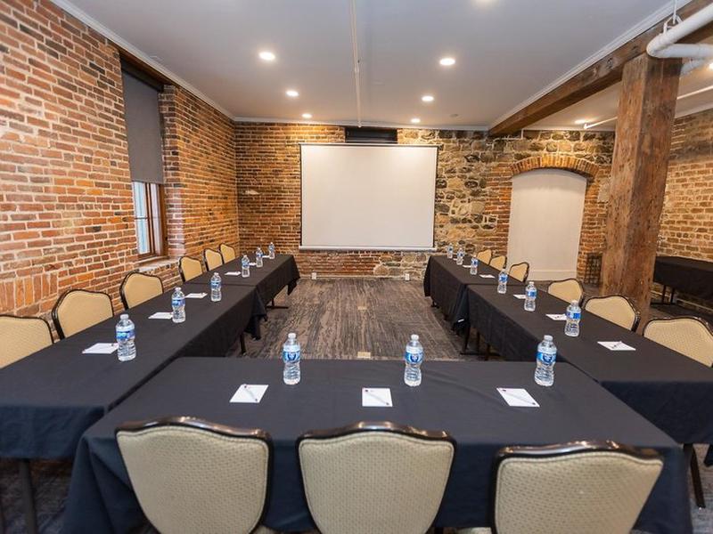 A9629F7AA6D19026299CB884F8EAB3C8