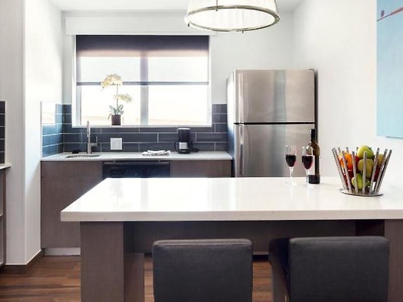 CFE256E522EB5D6335351E9C2BC7BA42