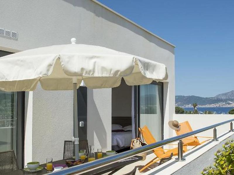 784E7448796C0DE021E4970005B8BC5C