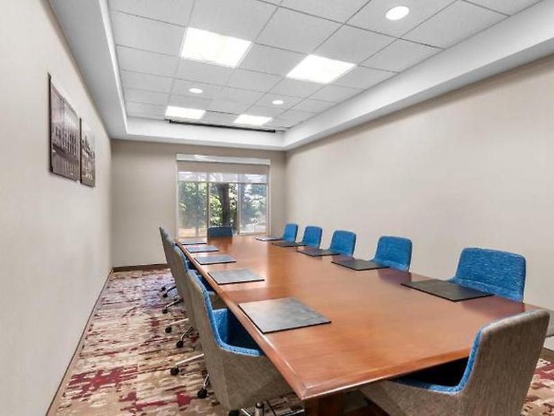 8B03EF53552564E8DE64C5722ACAB4E4