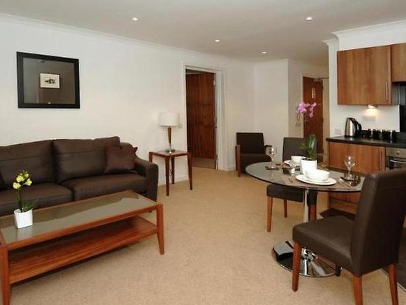 81780B938BA2444B4C31DAD248A68D1B