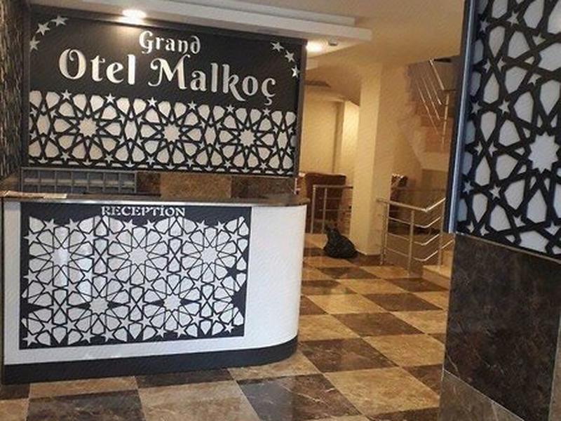 5CBAE998677F34F78F96201BD7355539