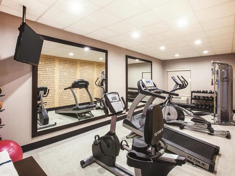 F2D98B8594DA90881DA657027F40B69E