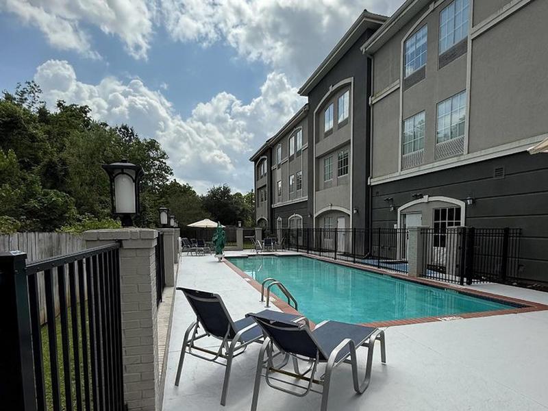 6E48BC6F8D74686F58A99F84545189DA