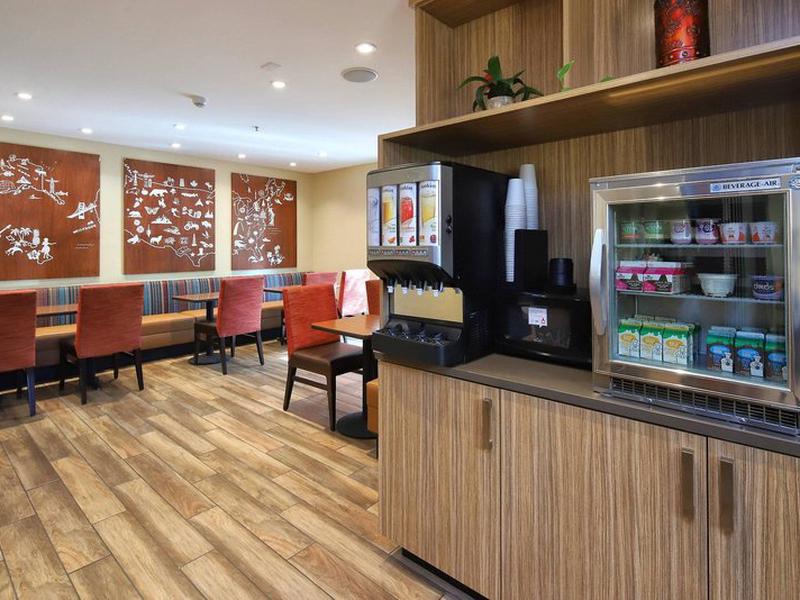 F5185BADC22B568CF1C3565A36E34001