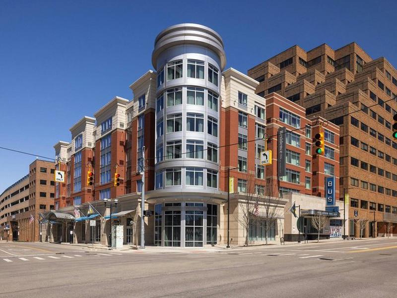 E128D24FB83E326A0B489FDE268E1867