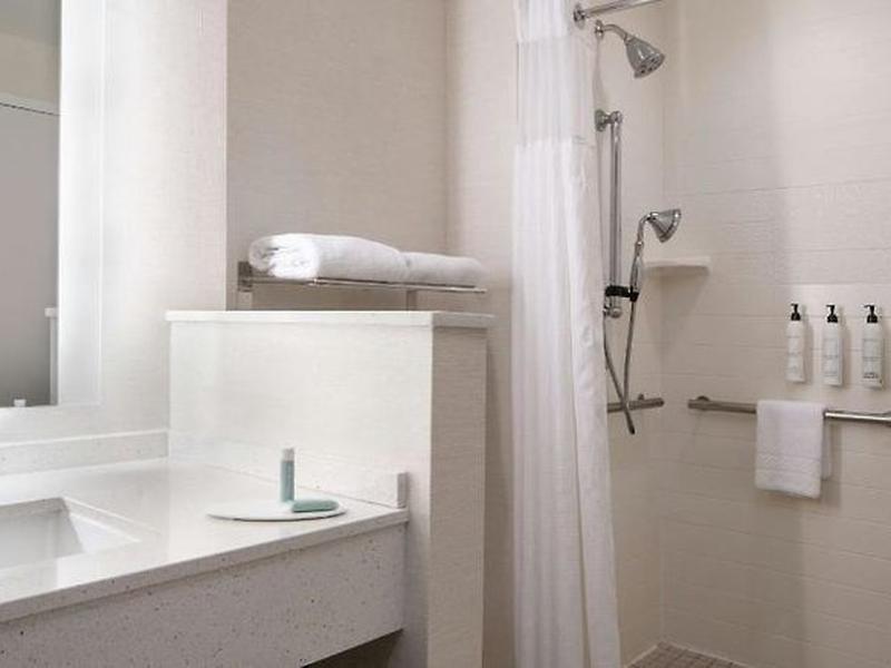 53014AABC392A7BD59DECCBEAFFB6FD5