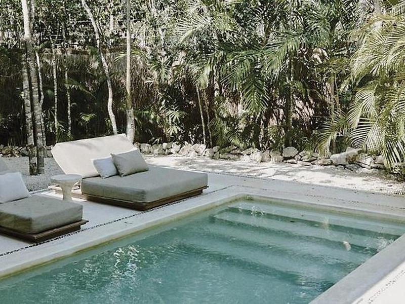 F10C432E90828B99E8D02A6892D7999B