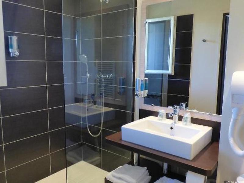 8509C8F38FC42F861622651473DE1813