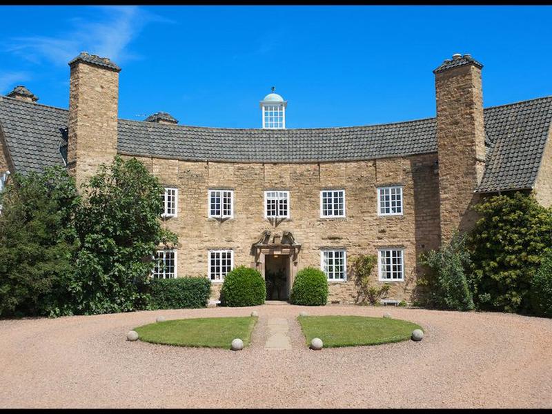 8E9250B20F98CFEA3536304E26F4B38E