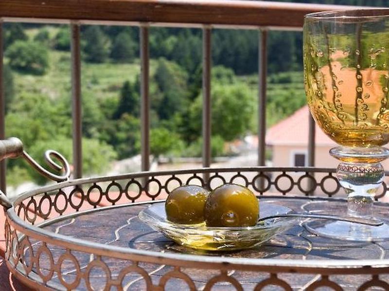 406F483AF7DE60A2EA9D493569CDEA56