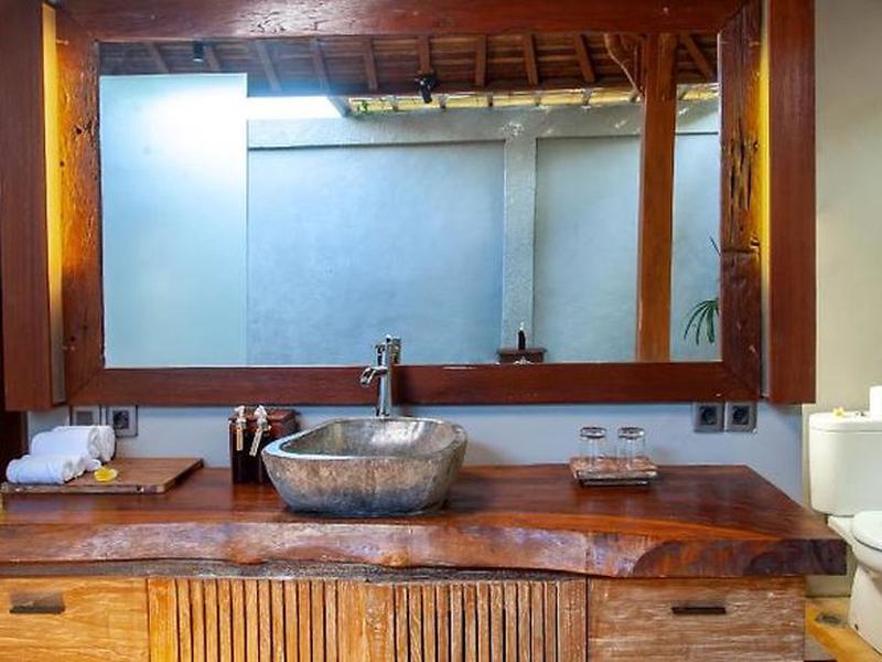 4BEE9852A50A7BDF05B00685071E9BE9