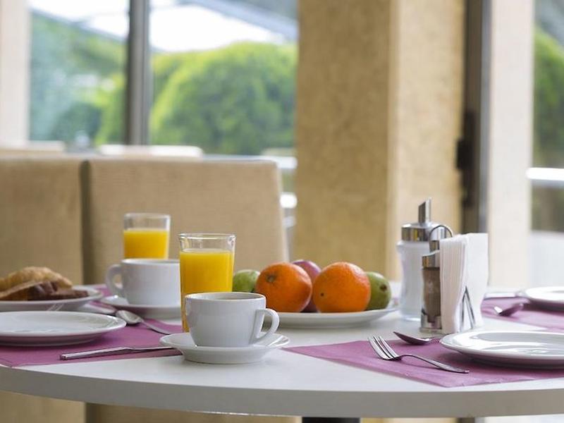 F33DA59A90B845DA41237C7160746AB9