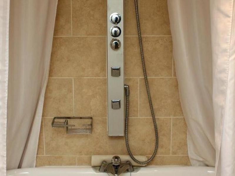 5053223DA40086705561255A2359FF36