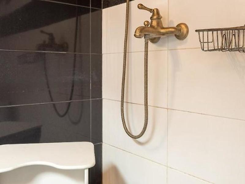 A51C9CFA8CF609EEF9B47431DE7CB229