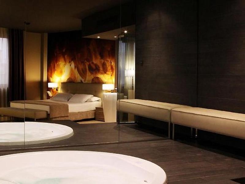 38F38E6A495FD91936407A942F05DF55