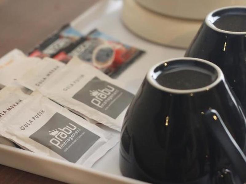 28AFCBB24DBF68427F31CD96F2D9278E