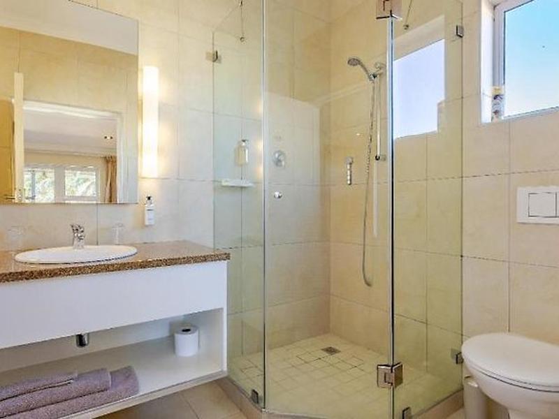 5E0EF8D1FEFB7F98E6421D595AA88BB4