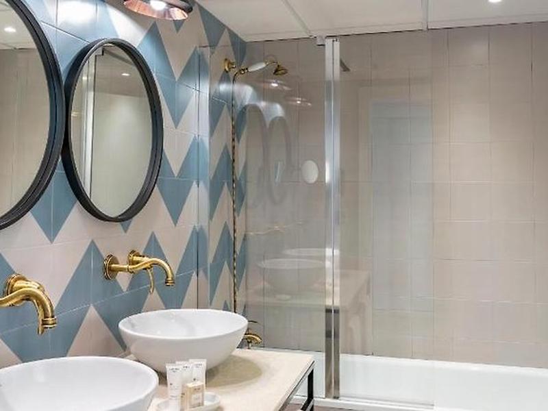 8F1DD2B72E22E7B608435C1F35A5480E